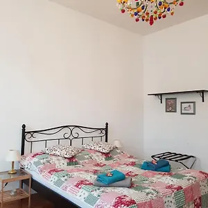 1090 Apartment