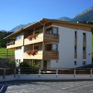 https://appartement-karlhof.innsbruckaustriahotels.com
